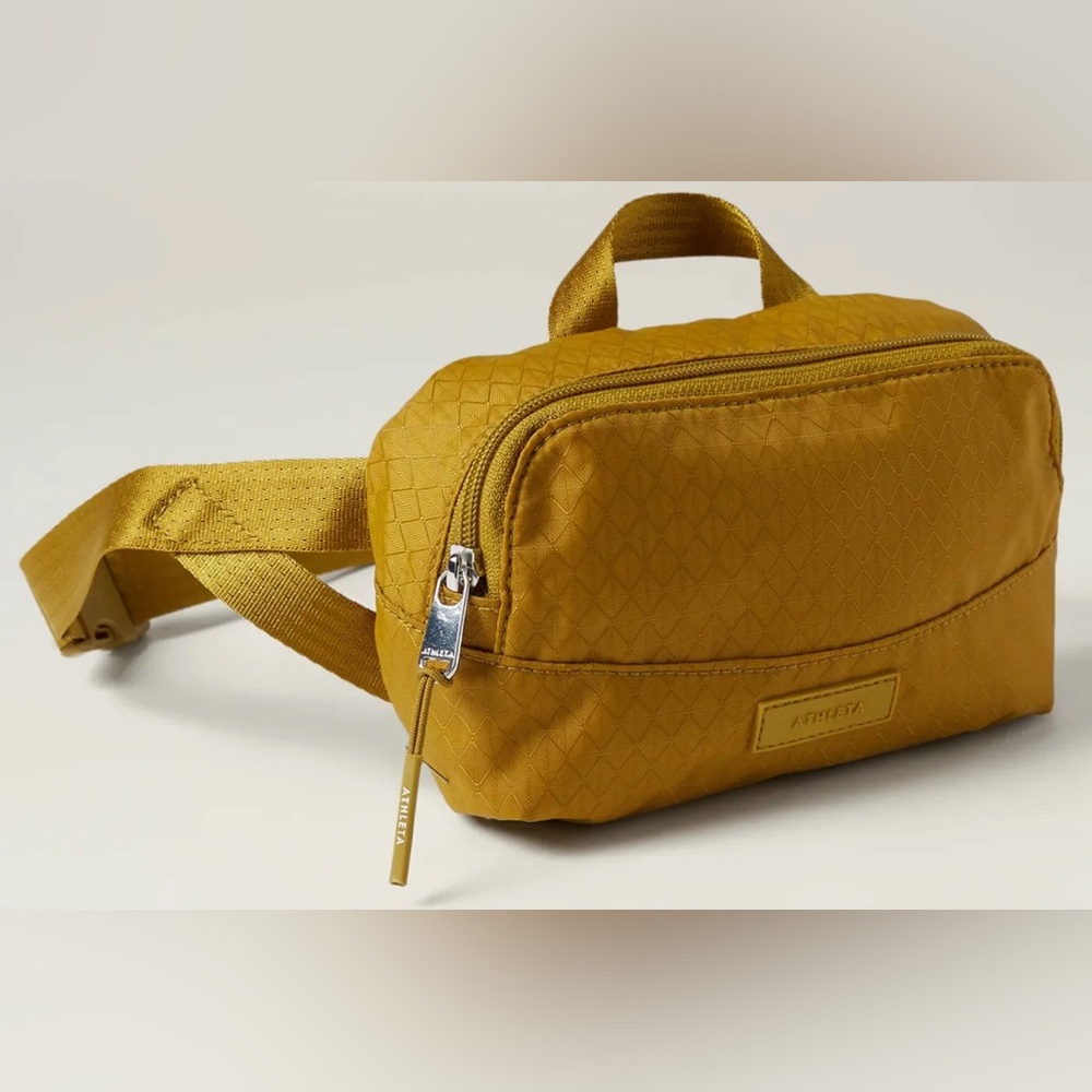 Athleta Fanny Pack